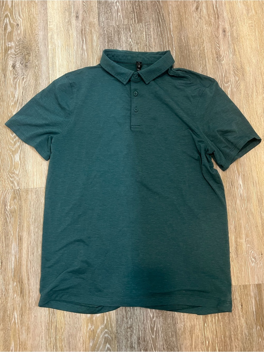 NWOT LULULWMON athletica Men's Green Polo